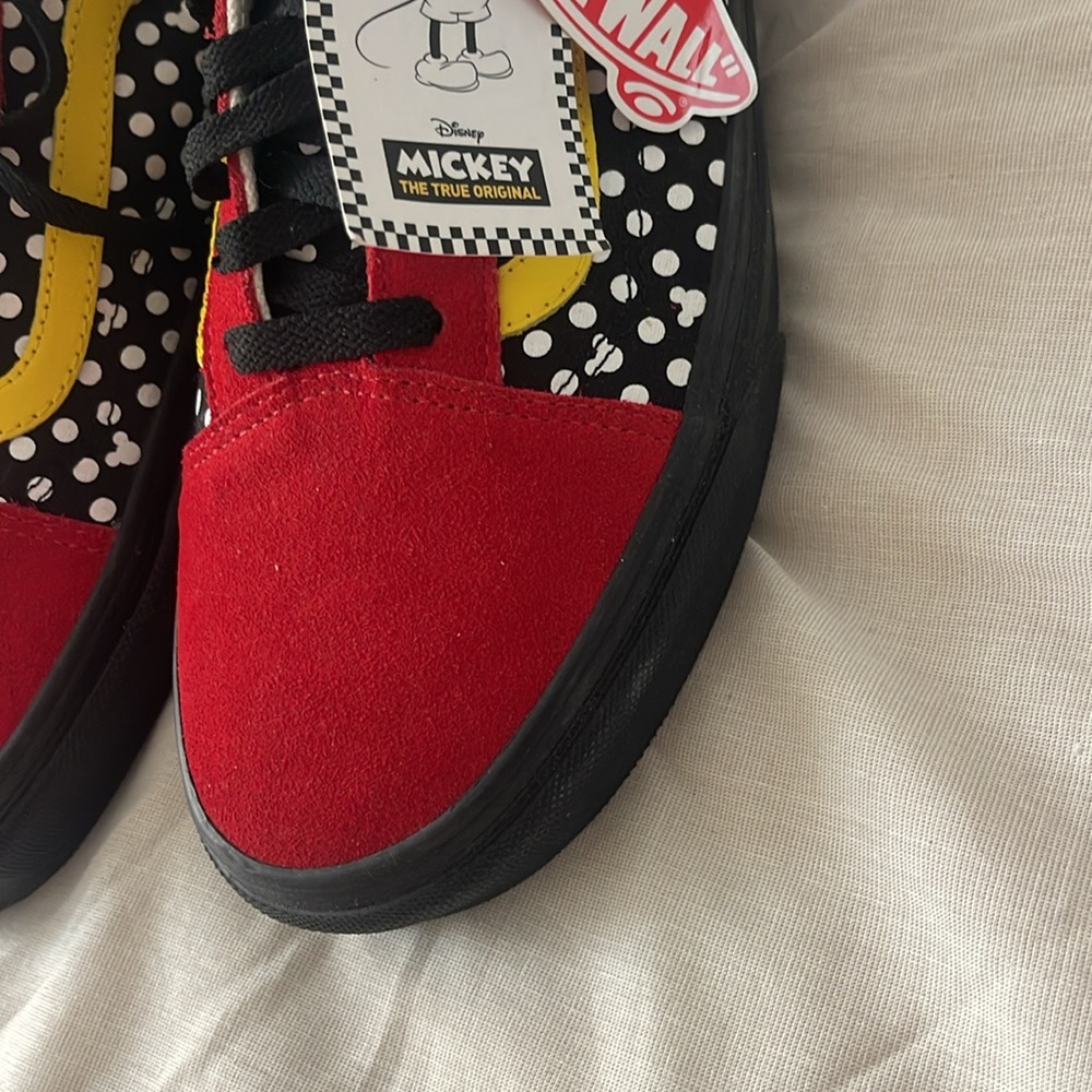 Vans Mens Disney Mickey Mouse Sneakers - Picture 6 of 12